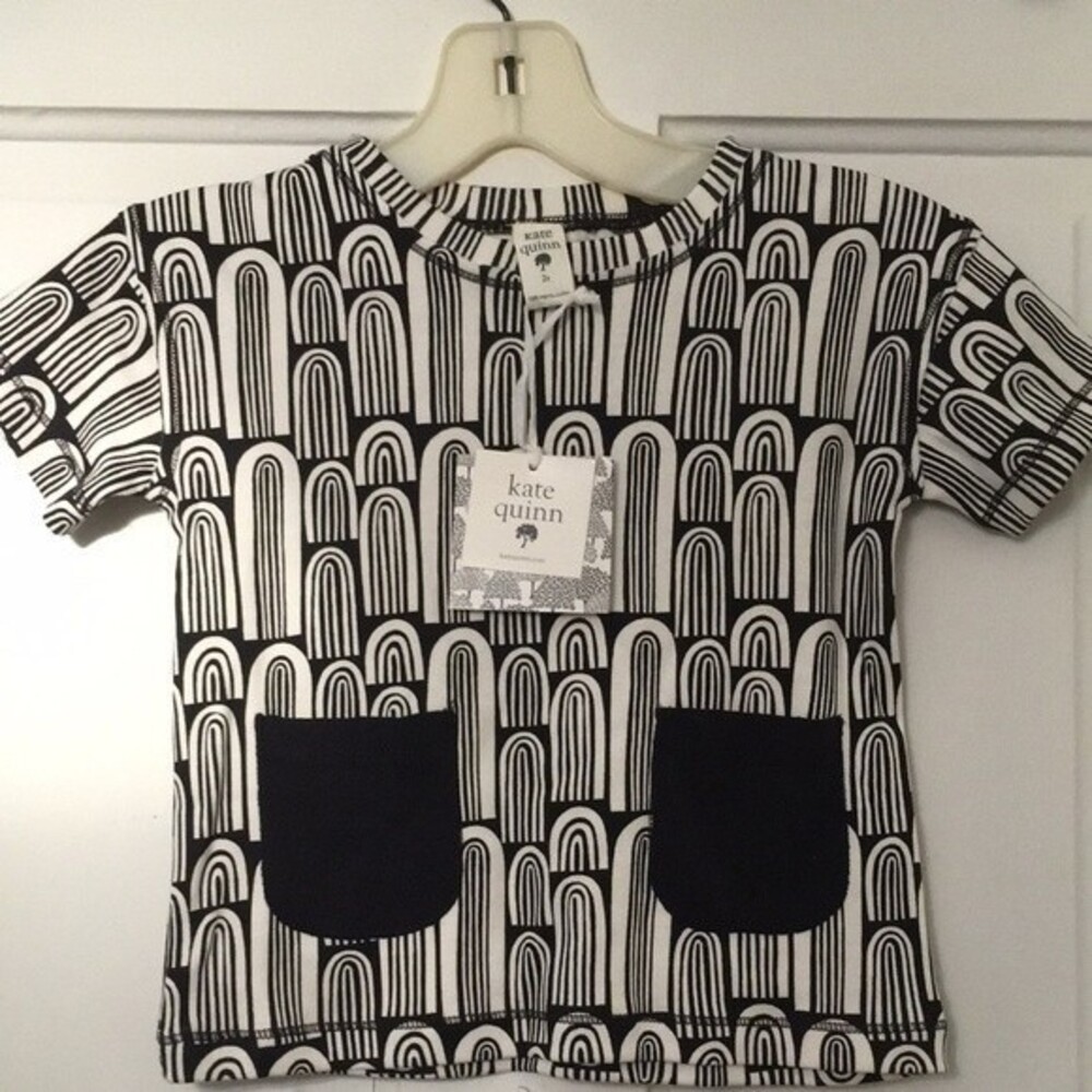 Kate Quinn shirt black rainbow 2t top short sleeve t shirt tee girls toddler